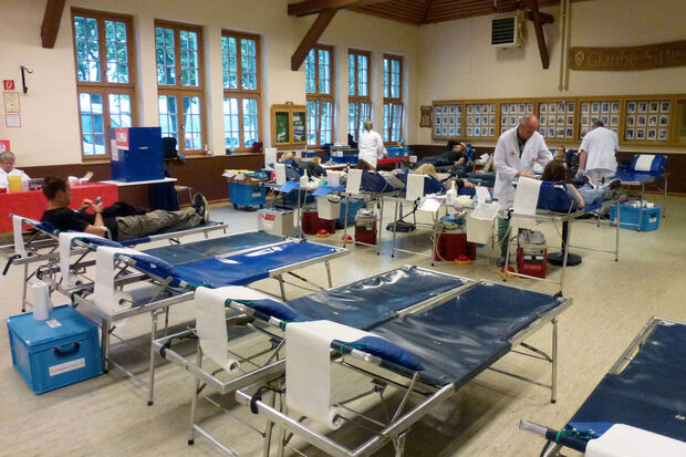 Blutspende-Termin des Deutschen Roten Kreuzes (DRK) in der Gemeindehalle in Echthausen ARCHIVFOTO: ANDREAS DUNKER