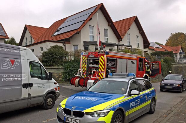 Feuerwehr, Polizei und Stadtwerke in Wiehagen im Einsatz FOTO: ANDREAS DUNKER