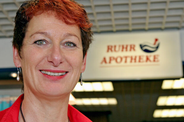 Martina Brennecke, Inhaberin der Ruhr-Apotheke FOTO: ANDREAS DUNKER