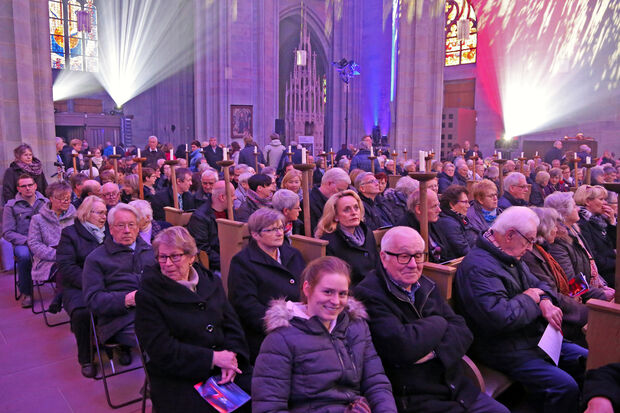 Unter den rund 750 Gottesdienstbesuchern in der Wiesenkirche in Soest waren auch mehrere evangelische Christen aus Wickede mit dabei. FOTO: ANDREAS DUNKER
