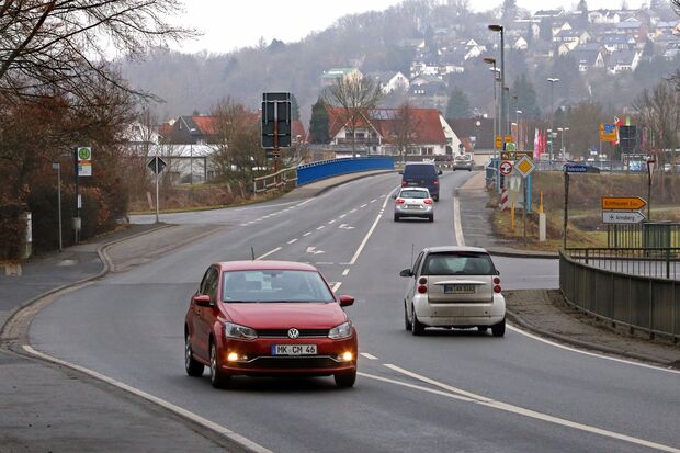 Die Ruhrbrücke in Wickede ist für voraussichtlich vier Wochen komplett gesperrt. ARCHIVFOTO: CARINA WESTERWELLE