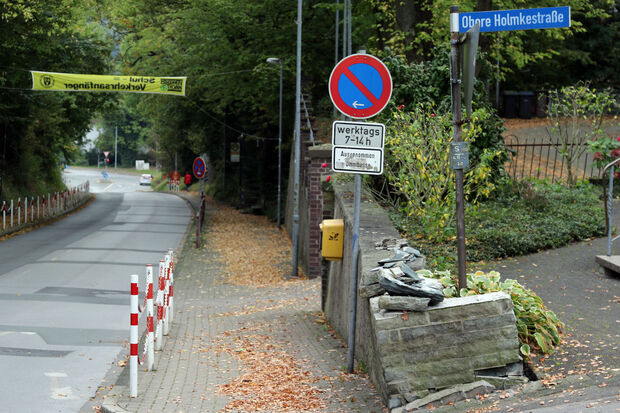 Zum sieben Male zu Bruch gegangen: die Bruchsteinmauer vor dem Hause Kampmann an der Kirchstraße FOTO: ANDREAS DUNKER