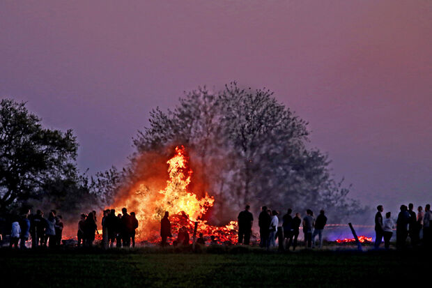Osterfeuer in Schlückingen ARCHIVFOTO: ANDREAS DUNKER