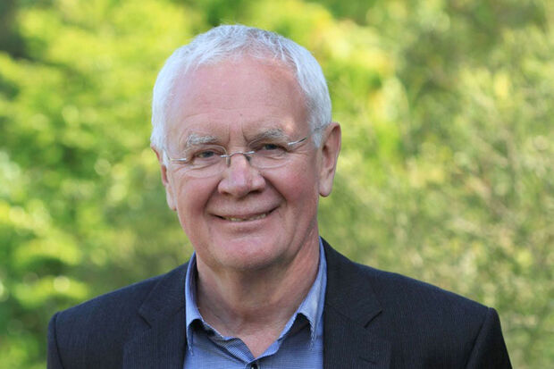 Referent Professor Dr. Rainer Dollase FOTO: VHS