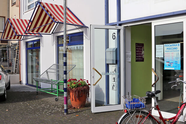 Das kleine Lebensmittelgeschäft "Raduga" an der Kirchstraße FOTO: CARINA WESTERWELLE