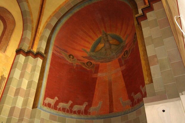 Die wiederentdeckte Wandmalerei aus dem alten Chorraum der katholischen St.-Antonius-Kirche in Wickede. FOTO: CARINA WESTERWELLE