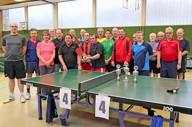 Teilnehmer einer Vereinsmeisterschaft in der Sporthalle der Melanchthon-Grundschule in Wickede aus den Vorjahren ARCHIVFOTO: ANDREAS DUNKER