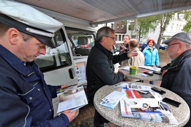 Die Kreispolizeibehörde Soest auf dem Wickeder Wochenmarkt FOTO: ANDREAS DUNKER