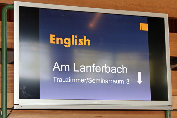 Gerade für Fremde bedarf es übersichtlicher Hinweise zur schnellen Orientierung in dem Gebäudekomplex, der auch ein Trauzimmer bietet. ARCHIVFOTO: ANDREAS DUNKER