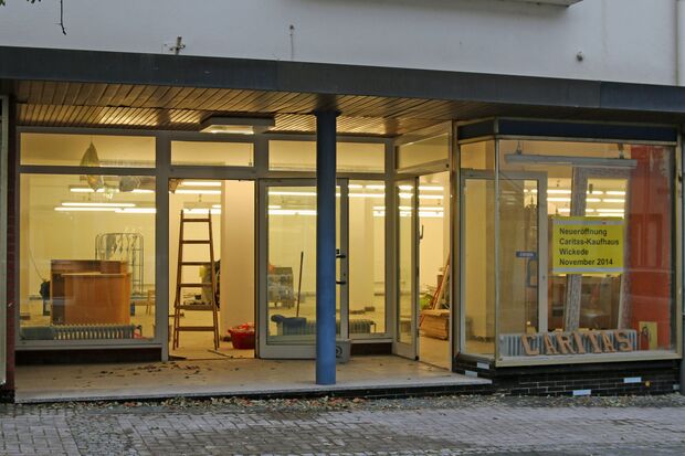 Eingang zum neuen Caritas-Kaufhaus FOTO: ANDREAS DUNKER