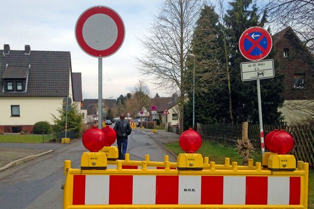 Erlenstraße: Zwischen Ringstraße und Grüner Weg erfolgen Straßenbauarbeiten FOTO: ANDREAS DUNKER