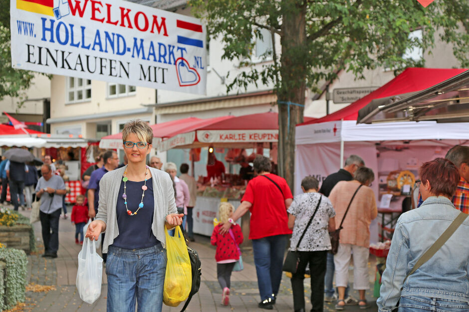 Das Lanfer-Fest mit dem Holland-Markt wird alljährlich im Herbst vom Wirtschaftsverband Wickede (Ruhr) (WIR) in der Ortsmitte von Wickede veranstaltet. ARCHIVFOTO: ANDREAS DUNKER