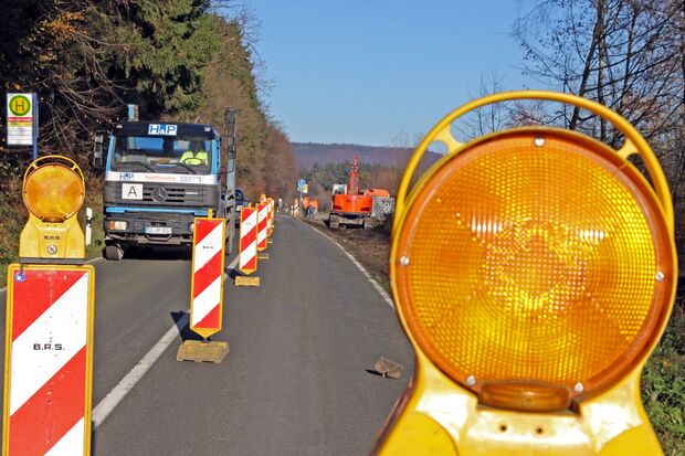 Bauarbeiten für den Lückenschluss am Radweg zwischen Echthausen und Voßwinkel FOTO: ANDREAS DUNKER