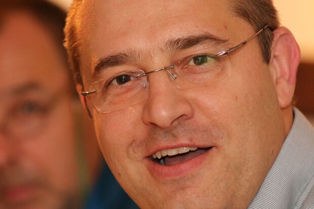 BG-Fraktionsvorsitzender Thomas Schäfer analysierte und bewertete die Finanz- und Steuer-Situation der Gemeinde Wickede (Ruhr) in seiner jüngsten Haushaltsrede. ARCHIVFOTO: ANDREAS DUNKER