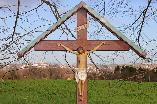 Wegekreuz am Rande eines Feldes am Wimberner Kirchweg ARCHIVFOTO: ANDREAS DUNKER