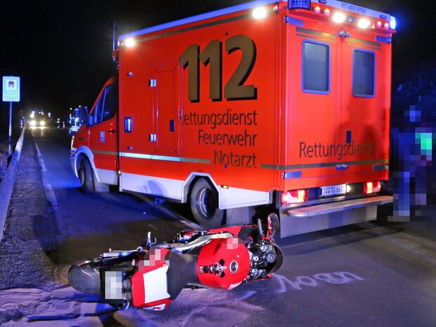 Wildunfall in Echthausen: Ein Motorradfahrer kollidierte mit einem Reh. Der Zweiradfahrer wurde dabei so schwer verletzt, dass er in ein Krankenhaus verbracht werden musste. FOTO: ANDREAS DUNKER