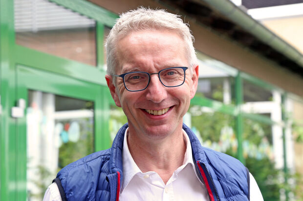 Der bisherige kommissarische Schulleiter Peter Zarnitz übernimmt in Kürze auch offiziell die Nachfolge von Jan Haurand als Rektor der Sekundarschule Wickede (Ruhr). ARCHIVFOTO: ANDREAS DUNKER